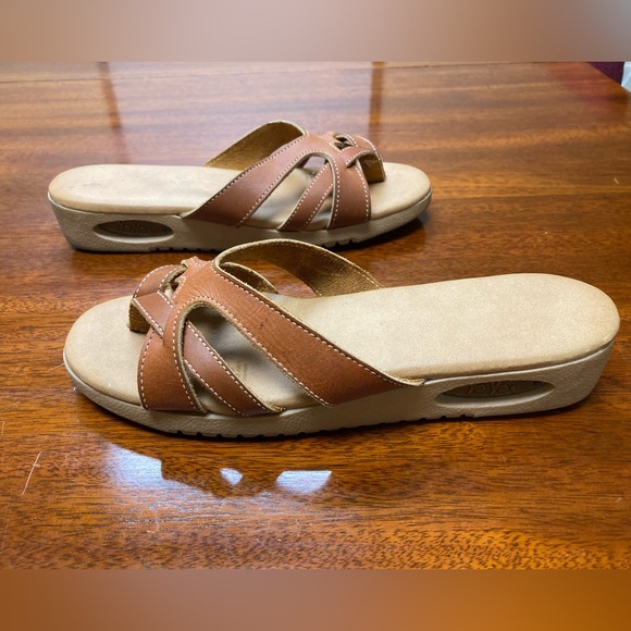 Super rare, vintage Fanfare YoYo’s brown leather thong sandal from the 70’s - Picture 9 of 16